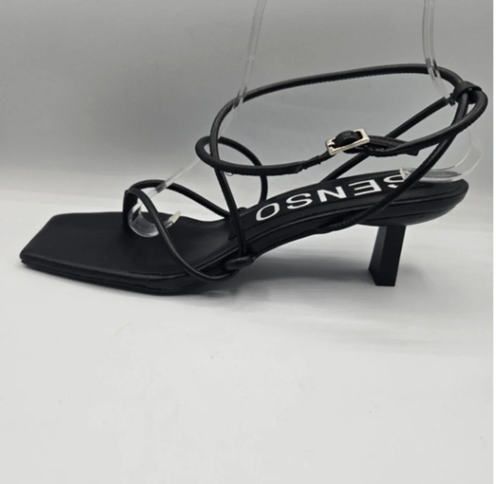 SENSO Wella Black Strappy Sandal Square Toe Minimalist Kitten Heel NIB
